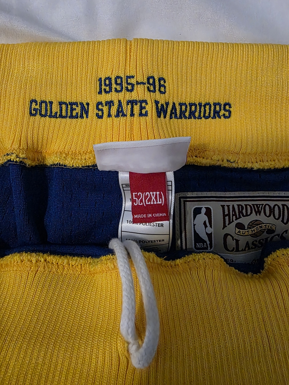 Authentic M&N Golden State Warriors Shorts - Picture 2 of 4
